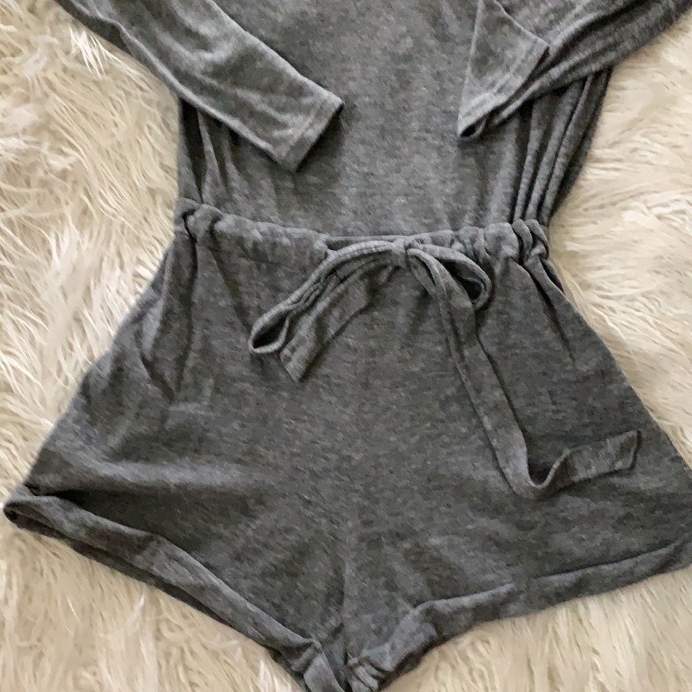 Intermix Romper - Picture 4 of 8